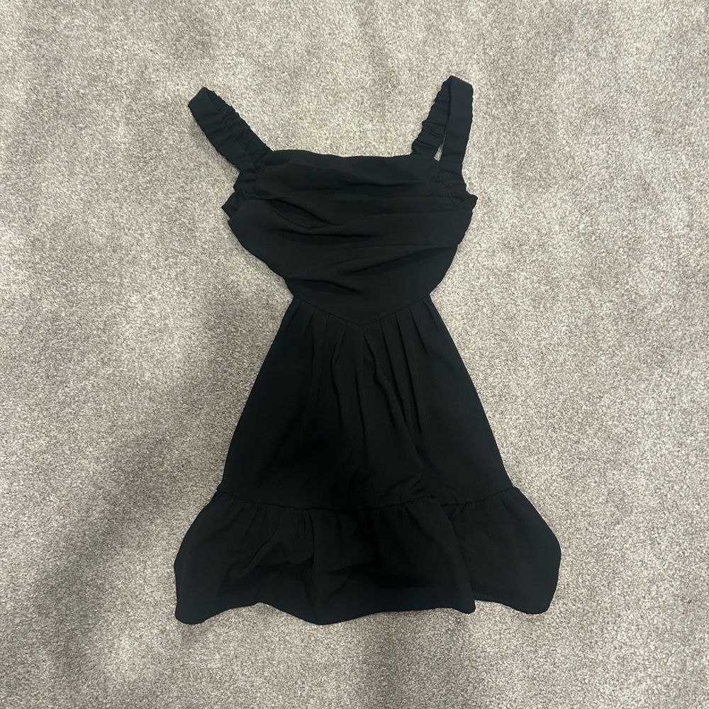 Open back flowy dress